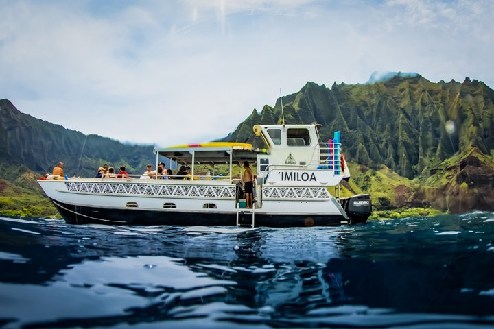 Kauai: Express Na Pali Snorkel Tour aboard 'Imiloa - Photo 1 of 12